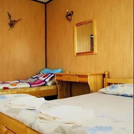 بيت ضيافة Petia Villas